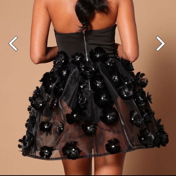 New with tags Julianna Embellished Dress Fashion Nova Size Small - Picture 2 of 2